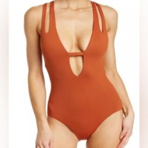 Becca Onepiece swim